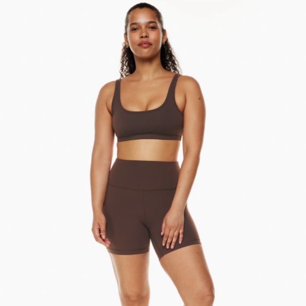 Aritzia Tna Butter shorts